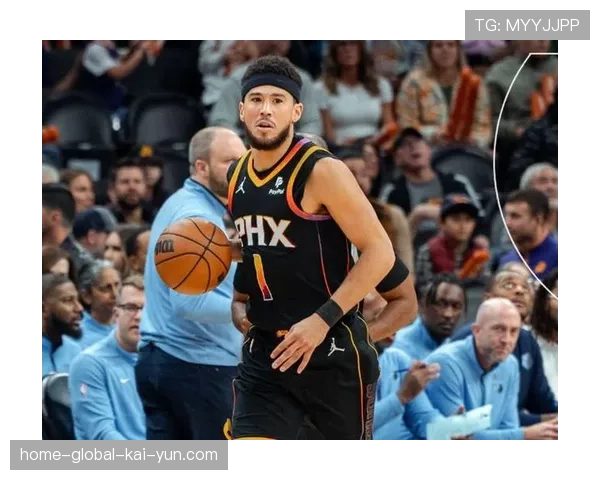 太阳布克单核带队压力:进攻组织与得分重任平衡难题 太阳布克单核带队压力:进攻组织与得分重任平衡难题